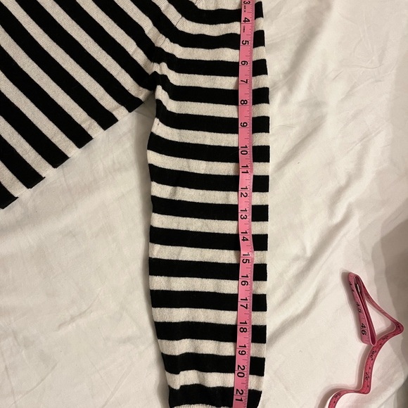 Black and White Striped Sweater - Picture 5 of 7